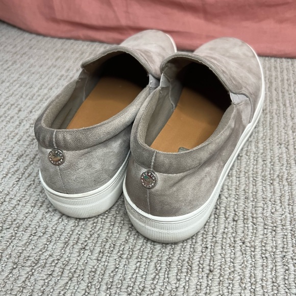 Steve Madden Grey Slip-On Shoes - Picture 2 of 5